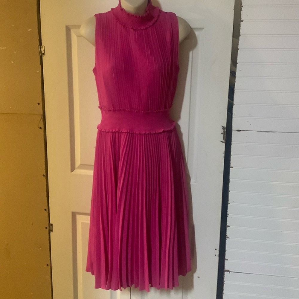 Gorgeous Dress!!!